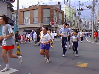 pic00050.jpg (18574 バイト)