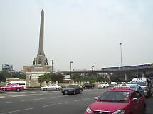 폟LO